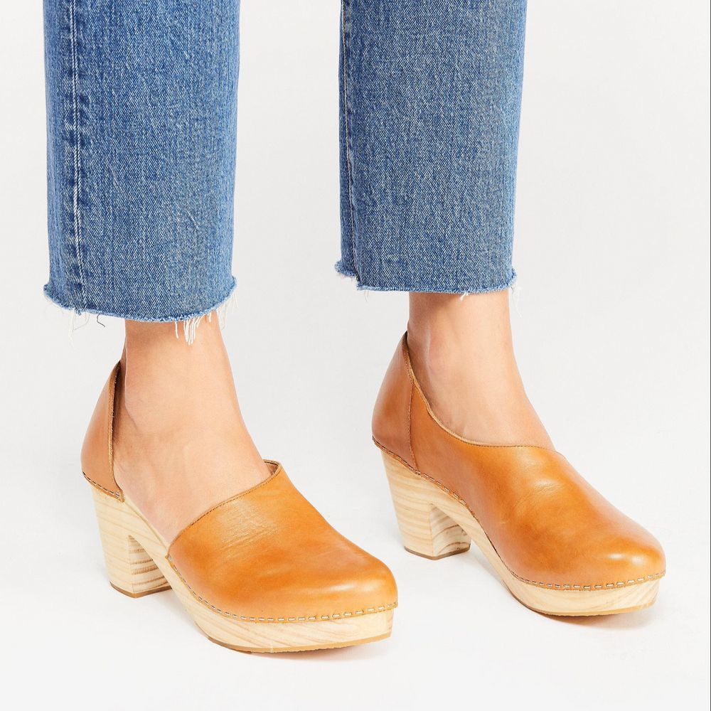 Free People Monroe wooden heels clogs
